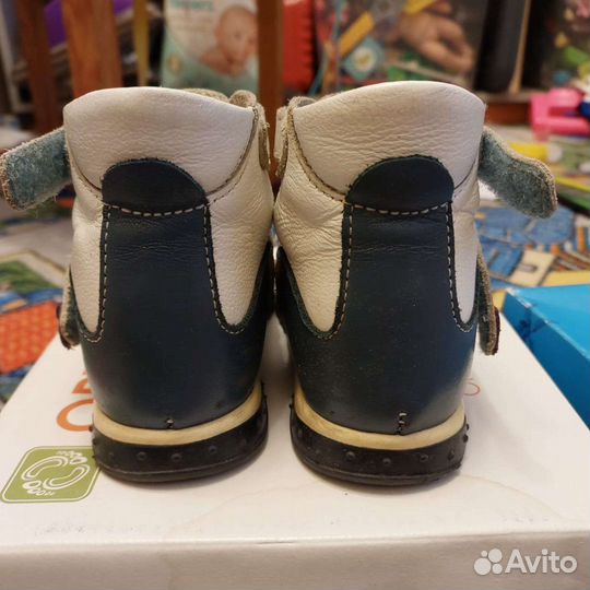 Детская обувь