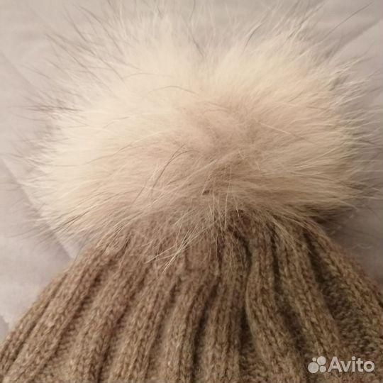 Шапка шерстяная женская