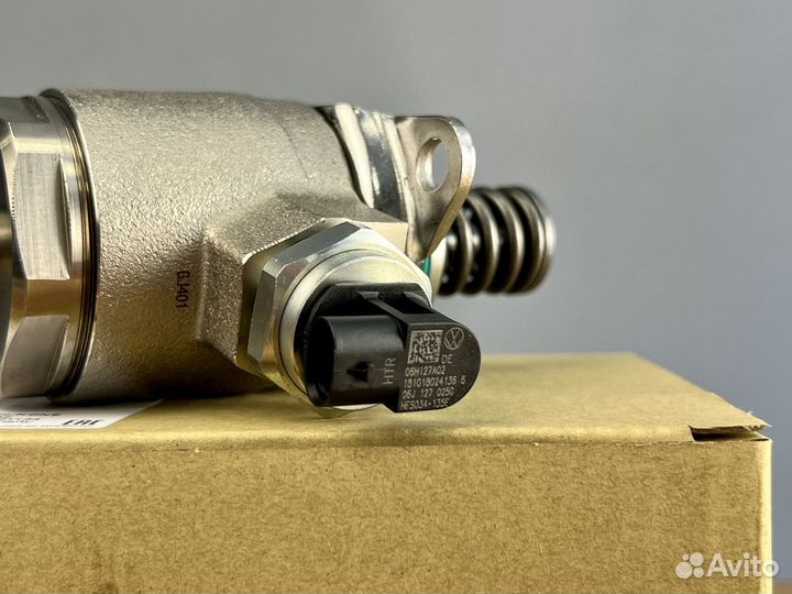 Топливный насос тнвд VAG 06J127025G