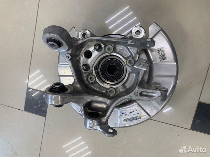 Кулак (цапфа, ступица) задний Kia Stinger седан