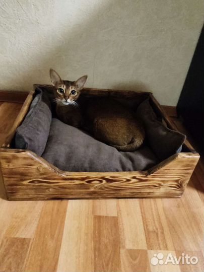 Лежанка для кошечек и собачек