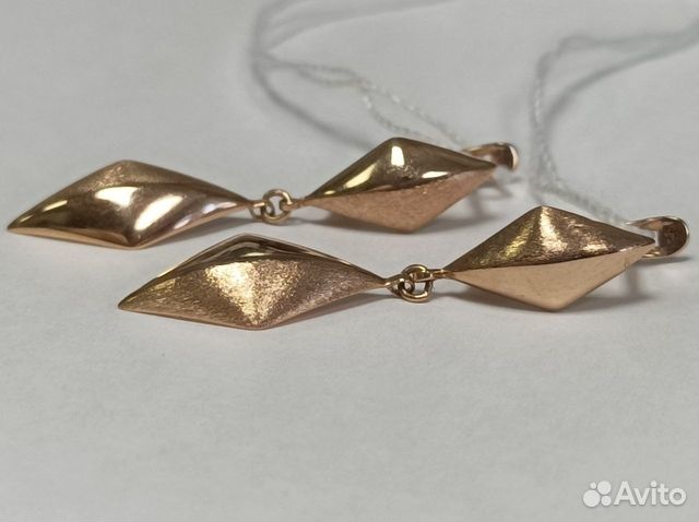Золотые серьги