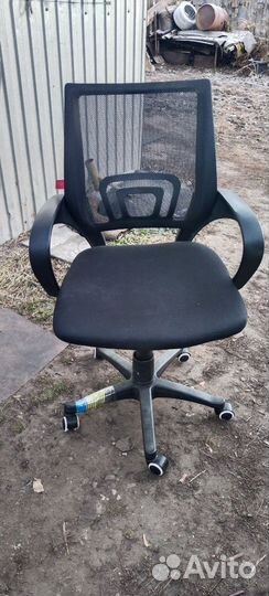 Компьютерное кресло