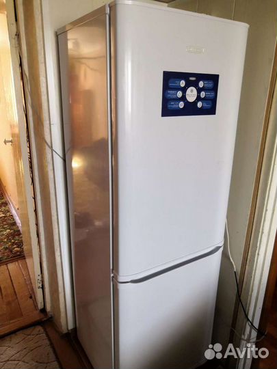 Продаётся холодильник Бирюса 320NF