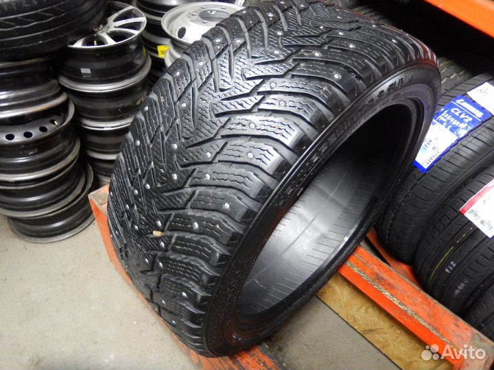 Nokian Tyres Hakkapeliitta 8 SUV 275/40 R20