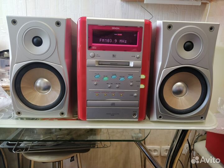 Personal audio system denon D-M2