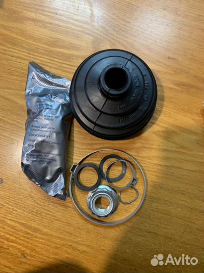 Пыльник шруса наружний на VW Golf 4 c 1998