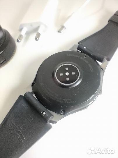 Смарт часы samsung galaxy watch sm-r800