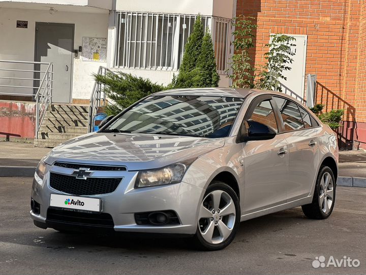 Chevrolet Cruze 1.8 МТ, 2011, 207 000 км