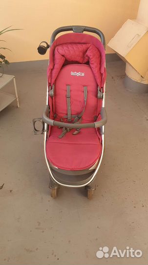 Прогулочная коляска