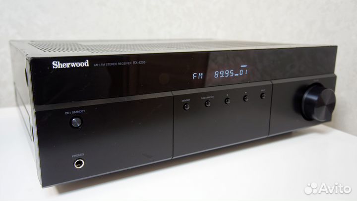 Мощный стерео усилитель Sherwood RX4208, 2x100W