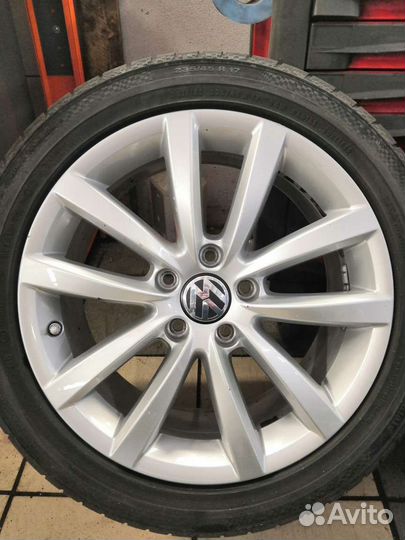 Комплект колес Vag R17 235/45R17