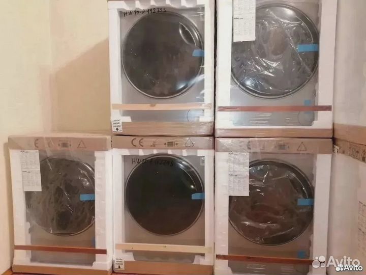 Стирально-сушильная машина Haier HWD80-B14686