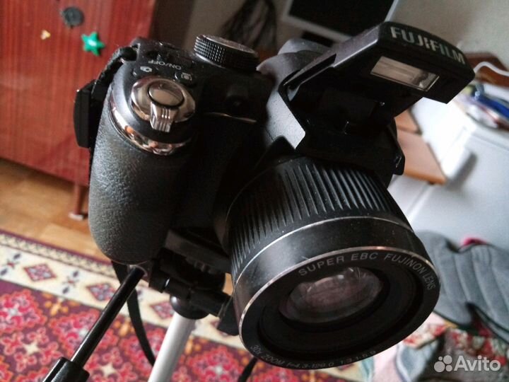 Fujifilm S4000