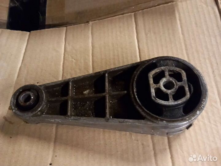 Шевроле лачетти задняя опора двигателя