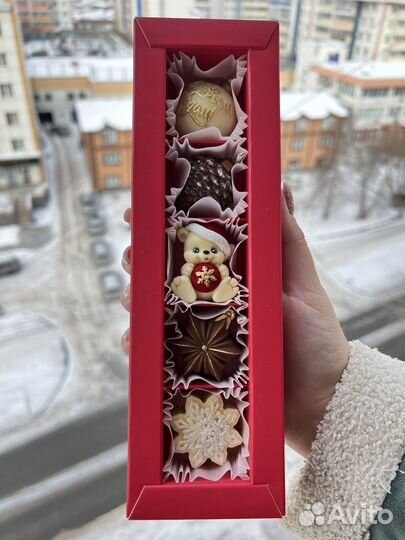 Шоколад ручной работы новогодний