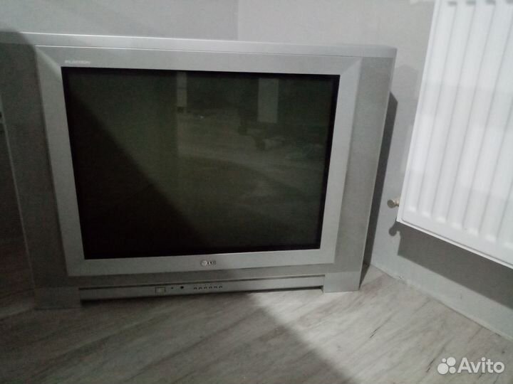 Продам телевизор