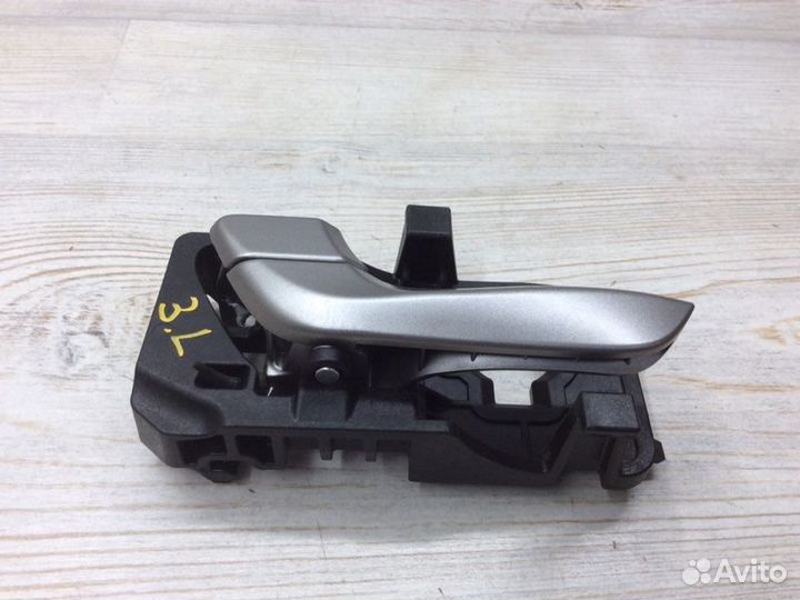 Ручка двери внутренняя левая задняя Hyundai