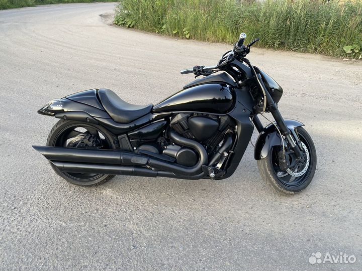 Suzuki vzr1800 intruder