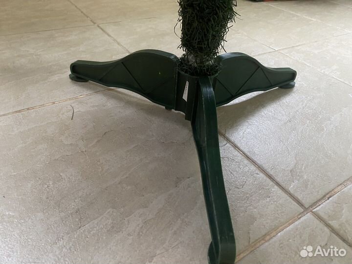 Елка искусственная