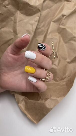 Маникюр / педикюр