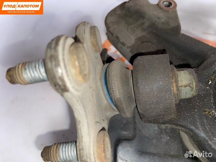 Кулак передний правый Volkswagen Polo 5 2012