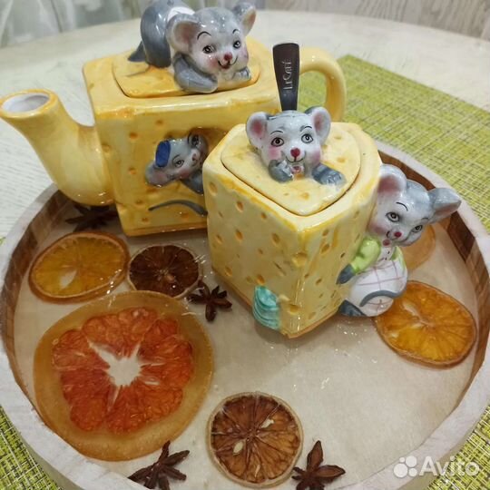 Поднос с цитрусами