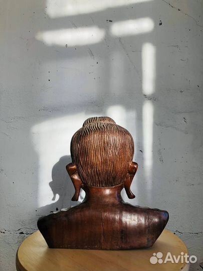 Статуэтка будда дерево