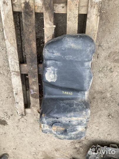 Бак топливный для Mazda Tribute 2000-2005