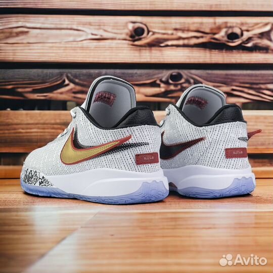 Кроссовки баскетбольные Nike LeBron 20