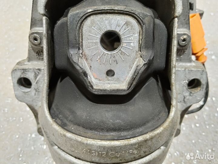 Подушка двигателя audi q5 8r