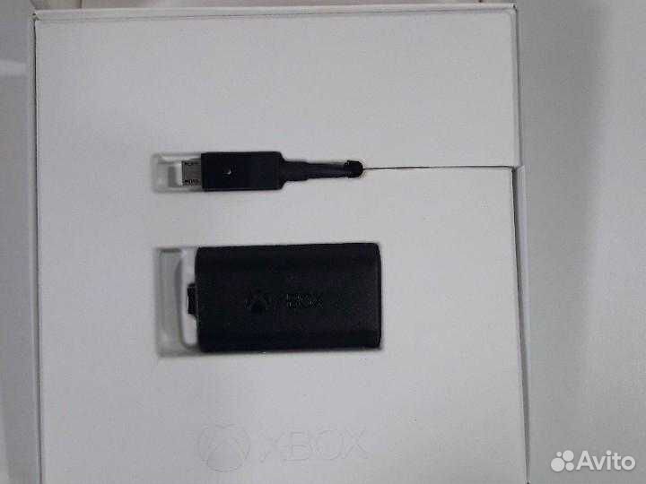 Аккумуляторная батарея для геймпада xbox ONE