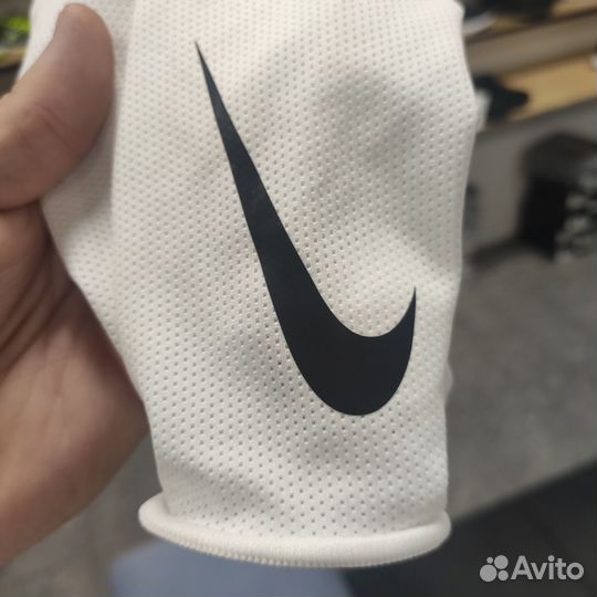 Щитки Nike Mercurial Lite