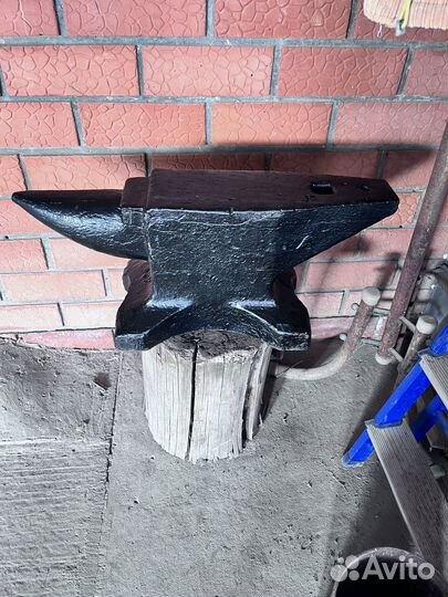 Наковальня Большая