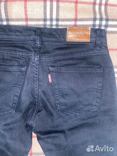 Джинсы женские levis