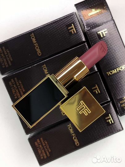 Помада Tom Ford матовая 26 бархатная