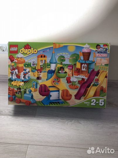 Lego duplo большой парк аттракционов