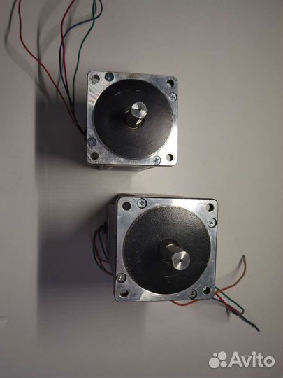 Двигатель шаговый PL86 *** D14