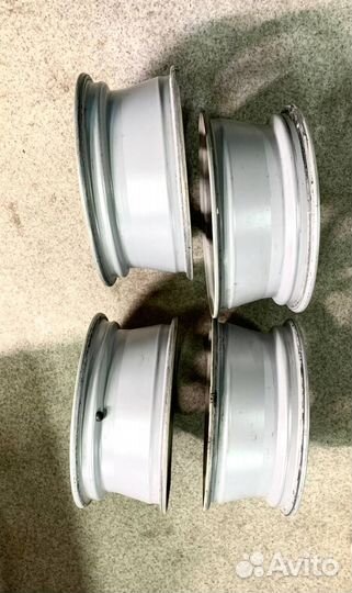 Продам литые диски р15