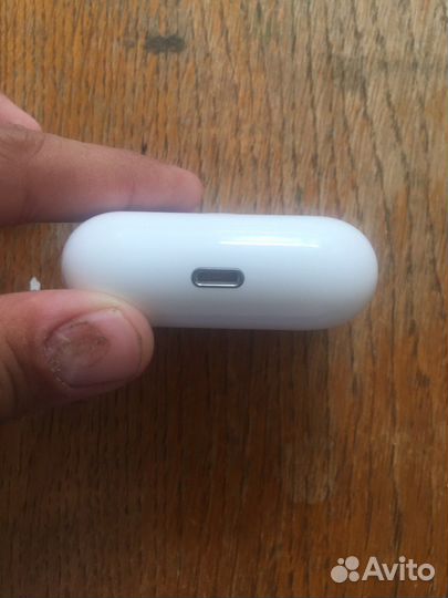 Беспроводные наушники apple airpods