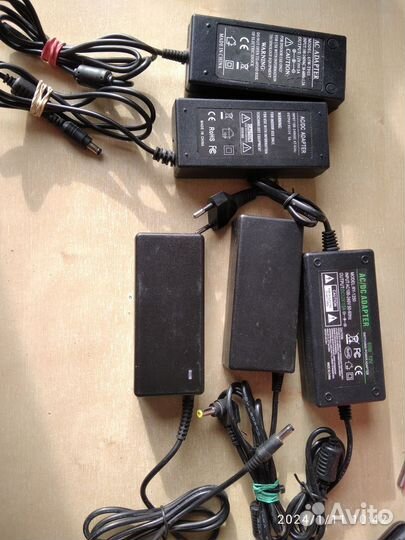 Блок питания 12V 5A