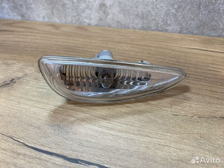 Повторитель поворота правый Солярис 923121R000