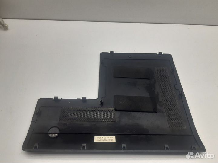 Крышка отсеков HDD озу BA75-03407A Samsung NP305E5