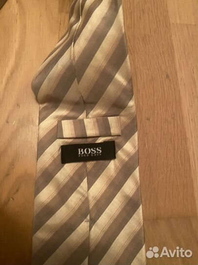 Галстук мужской оригинальный Hugo Boss