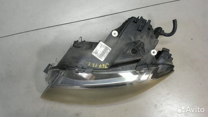 Фара (передняя) Audi A3 (8PA), 2005