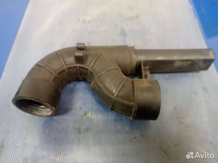 Патрубок воздушного фильтра Renault Clio 2