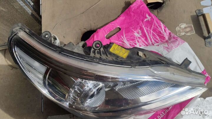 Фары Hyundai Equs