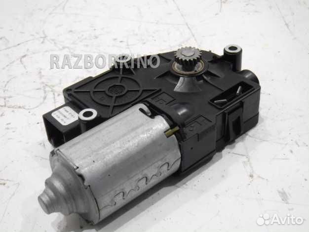 Моторчик люка Мерседес W221 S