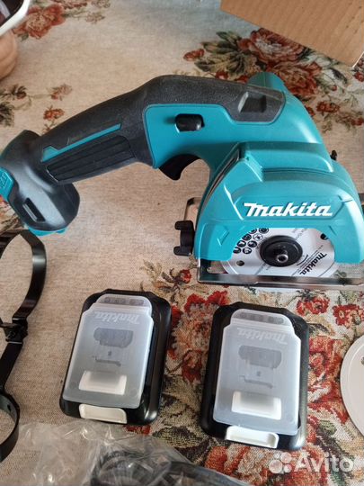 Аккумуляторная алмазная пила Makita