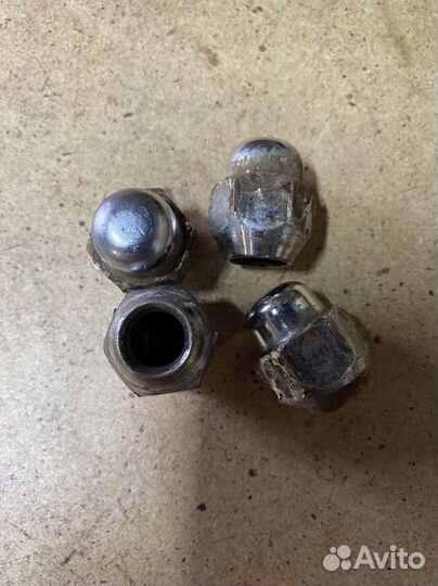 Колесные гайки 12х1.5 Kia Rio 3 4шт